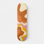 Retro Wirbel Geometric Boho 70er Peach & Brown Skateboard (Vorne)