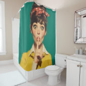 Retro Woman Making a Shush Duschvorhang (Beispiel)