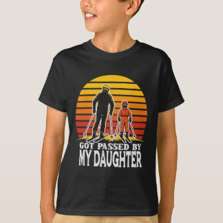 Retro wurde von meiner Tochter getreten Lustiges S T-Shirt