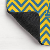 Retro Yellow Blue Zickzack Modernes Design Mousepad (Ecke)