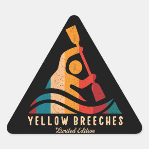 Retro Yellow Breeches Kayaking Dreieckiger Aufkleber