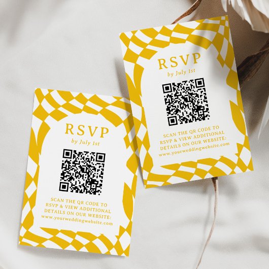 Retro Yellow Checkerboard QR Code Hochzeit RSVP Karte