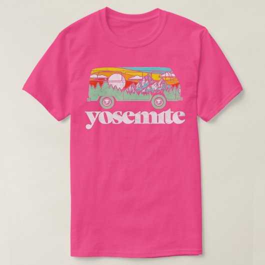 Retro Yosemite Nationalpark Hippie Van & Mountain T-Shirt (Design vorne)