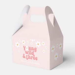 Retro Young Wild Three Pink Daisy Favor Box Geschenkschachtel