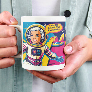 Retro zerschlug die Patriarchat-feministische Tass Kaffeetasse