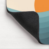Retrostil abstrakte Sonnenuntergangslandschaft Mousepad (Ecke)