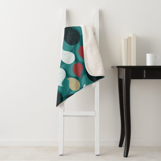 Retrostil in attraktivem Farbenwirbel Sherpadecke (Beispiel)