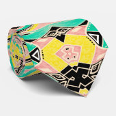 Retroverzierung Krawatte (Gerollt)