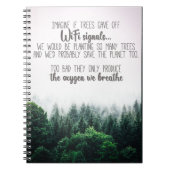 Rett der Bäume Sauerstoff mit nebeliger Walddarste Notizblock (Vorderseite)