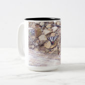 Rett der Schmetterlinge Nord/Süd-Tasse—Nord Zweifarbige Tasse (Vorderseite Links)