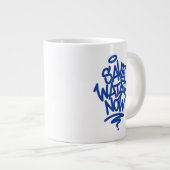 Rett jetzt Wasser Jumbo-Tasse (Vorderseite Rechts)