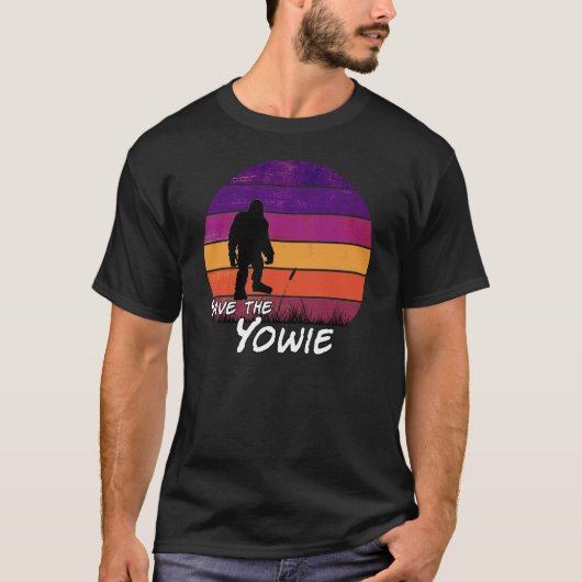 'Rett the Yowie' gestörtes, lustiges Retro-Design  T-Shirt (Vorderseite)