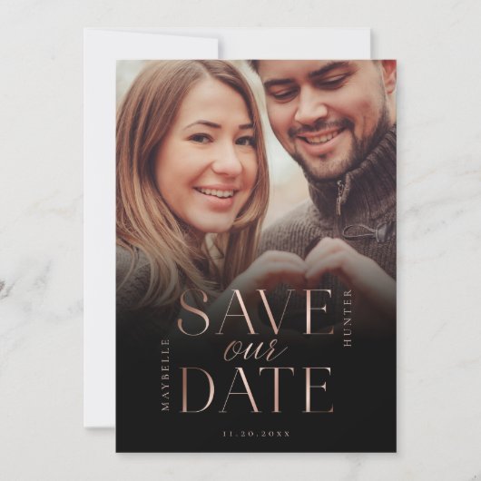 Rett unserer Date Rose Gold Full Foto Black Gradie Save The Date (Vorderseite)