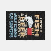 Rettend Fische und Bier beim Singen von Seeschwalb Fleecedecke (Vorderseite (Horizontal))