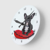 Rettung des französischen Bulldog-Hundes Runde Wanduhr (Winkel)