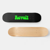 Revolte - Grün auf Schwarz Skateboard (Horizontal)