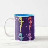 Revuegirls Zweifarbige Tasse (Links)