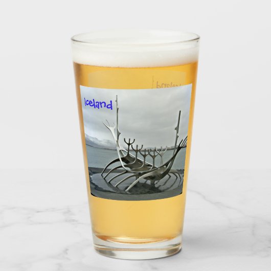 Reykjavik Island Glas (Vorne (Gefüllt))