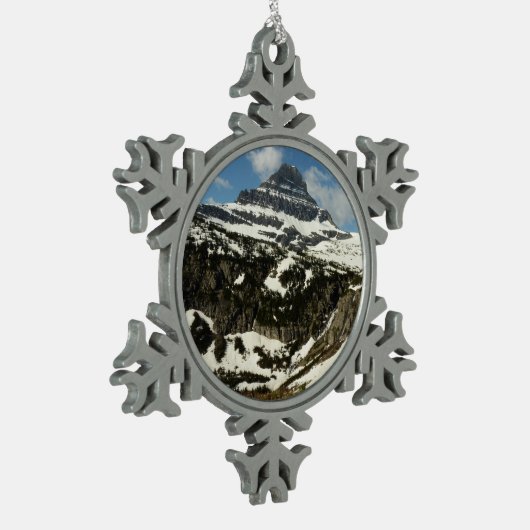Reynolds Mountain vom Logan Pass beim Glacier Park Schneeflocken Zinn-Ornament (Links)