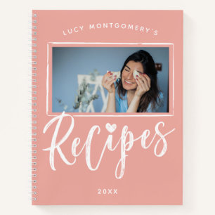 Rezepte Foto im Rosa Weiß Pinsel Schrift Stil Notizblock