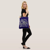 RG RA Ei-Kunst Tasche (Am Model)