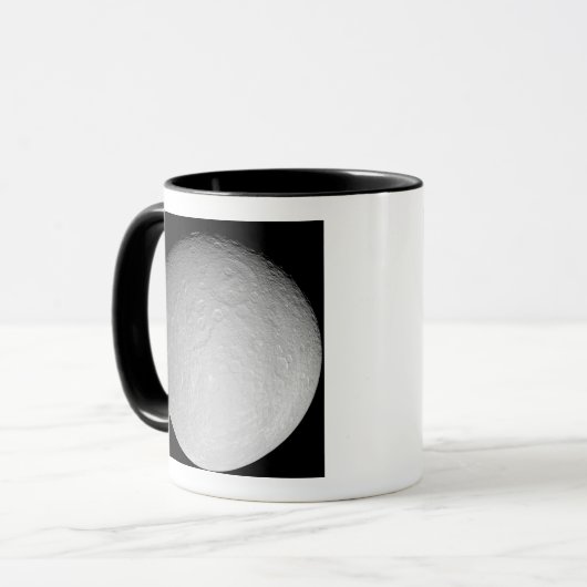 Rhea des Saturn-Eismondes Tasse (Vorderseite Links)