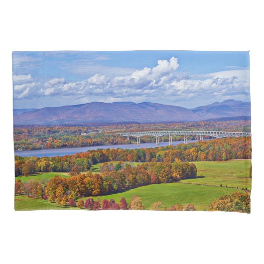 Rhinecliff Bridge im Herbst Kissenbezug (Vorderseite)