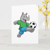 Rhino als Fußballspieler mit Fußball Karte (Gelbe Blume)