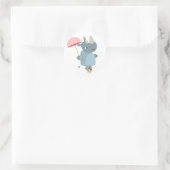 Rhino mit Schirm auf Einradaufkleber Runder Aufkleber (Tasche)