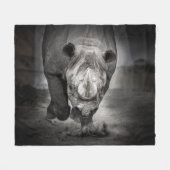 Rhinoceros: Wildtierportrait. Fleecedecke (Vorderseite (Horizontal))