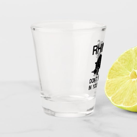 Rhinos Dont glaubt Schnapsglas (Links)