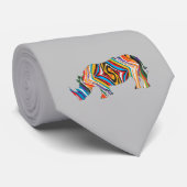 Rhinozeros in einem psychedelischen Zebra-Muster Krawatte (Gerollt)