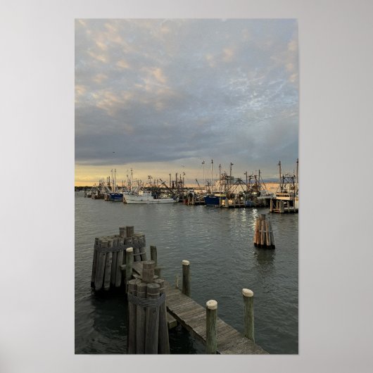 Rhode Island Boote bei Sonnenuntergang Poster (Vorne)