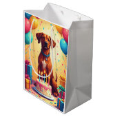 Rhodesian Ridgeback Geburtstagsfeier Mittlere Geschenktüte (Rückseite Schrägansicht)