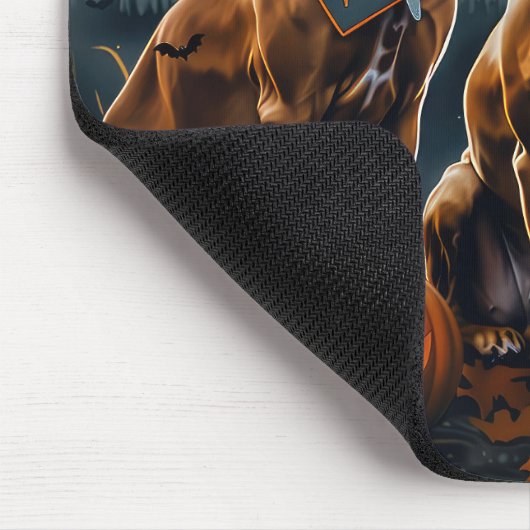 Rhodesian Ridgeback Halloween Spooky Mousepad (Ecke)