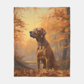 Rhodesian Ridgeback im Herbstfall Inspiriert Fleecedecke (Vorderseite)