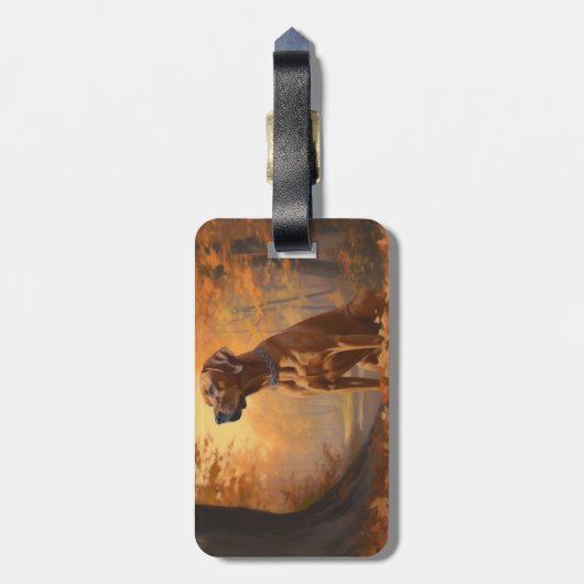 Rhodesian Ridgeback im Herbstfall Inspiriert Gepäckanhänger (Rückseite vertikal)