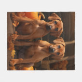 Rhodesian Ridgeback Welppy Autumn Delight Pumpkin Fleecedecke (Vorderseite (Horizontal))