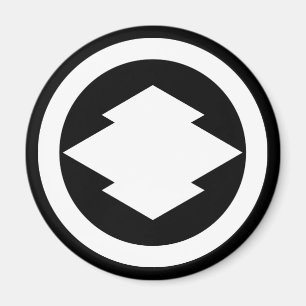 Rhombische Kiefernrinde im Kreis Magnet