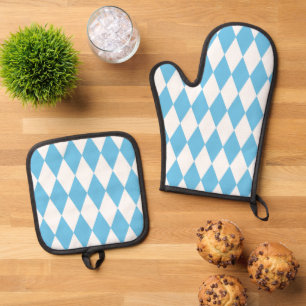 Rhombus-Muster für die blaue und weiße bayerische Ofenhandschuh & Topflappen-Set