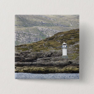 Rhue Leuchtturm entlang der Küste Button