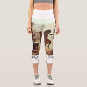 Rhythmen des Überflusses: Freude nach der Ernte Capri Leggings (Vorderseite)