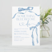 Ribbon Bow | Blau-Weiß-Brautparty Einladung (Stehend Vorderseite)