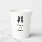 Ribbon Bow Classic Black & White Wedding Pappbecher (Vorderseite)