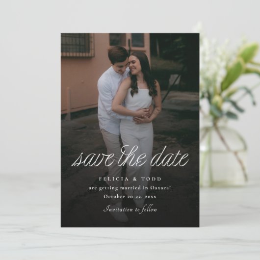 Ribbon Script Minimalist Wedding Photo Save The Date (Stehend Vorderseite)