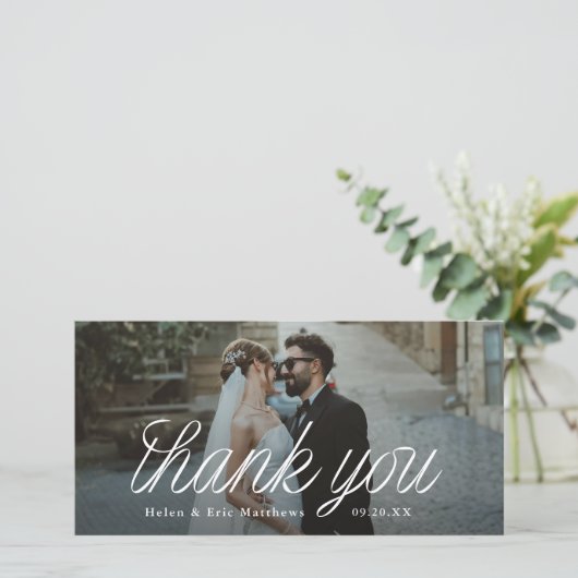 Ribbon Script Minimalist Wedding Photo Tall Dankeskarte (Stehend Vorderseite)