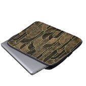 Rich Brown and Gold Art Deco Muster Laptopschutzhülle (Vorne Knopf)