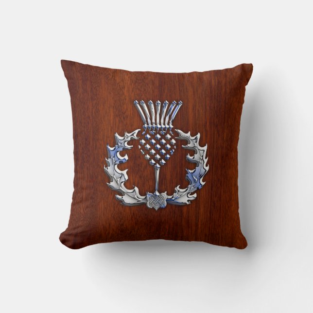 Rich Mahogany Wood Scottish Thistle Print Kissen (Vorderseite)