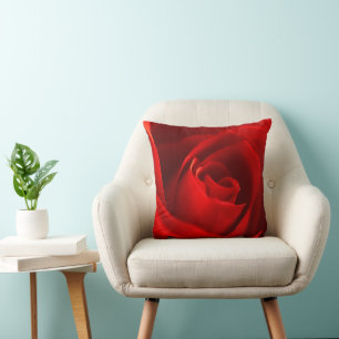 Rich Rote Rose Pillow Kissen