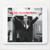 Richard Nixon "Miss Me yet?" Funny Gifts & T-Shirt Mousepad (Vorne)